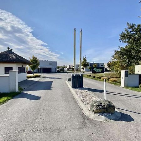 Luxus Appartement Am Golfplatz Und Therme Lutzmannsburg Zsira Exteriér fotografie
