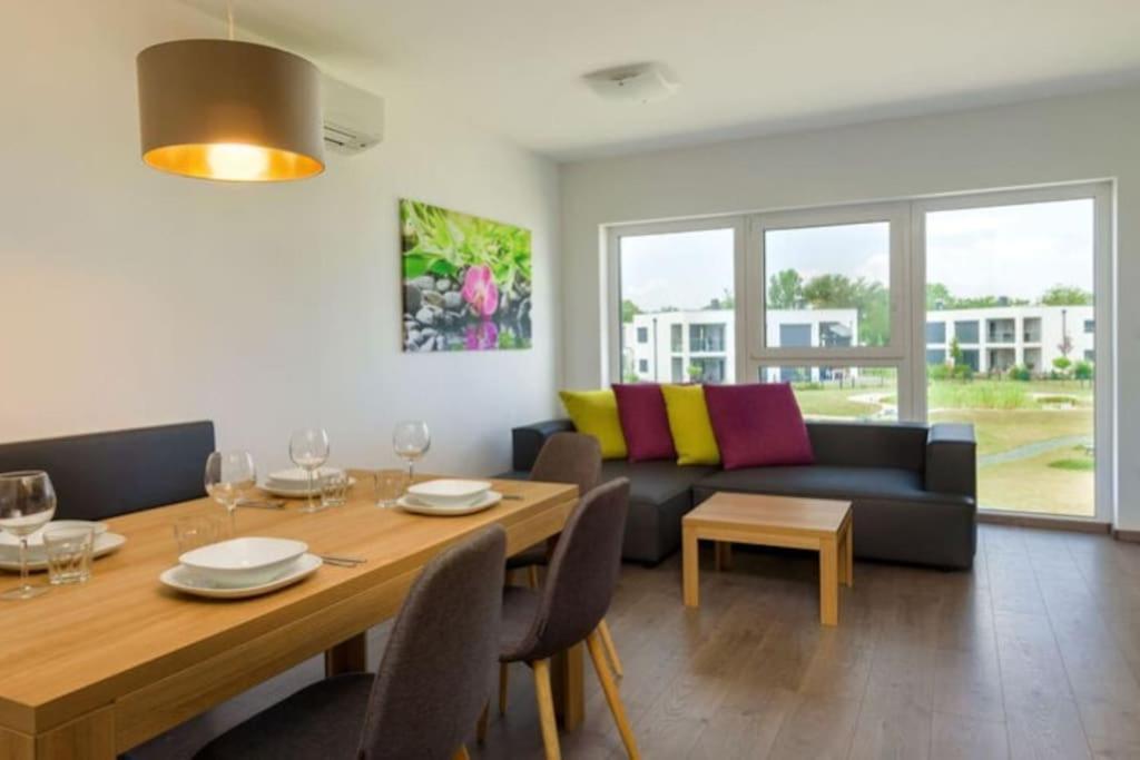 Luxus Appartement Am Golfplatz Und Therme Lutzmannsburg Zsira Exteriér fotografie
