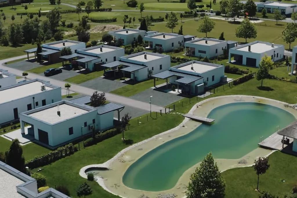 Luxus Appartement Am Golfplatz Und Therme Lutzmannsburg Zsira Exteriér fotografie