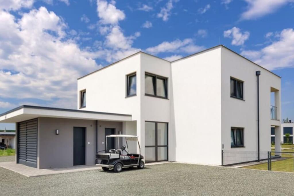 Luxus Appartement Am Golfplatz Und Therme Lutzmannsburg Zsira Exteriér fotografie