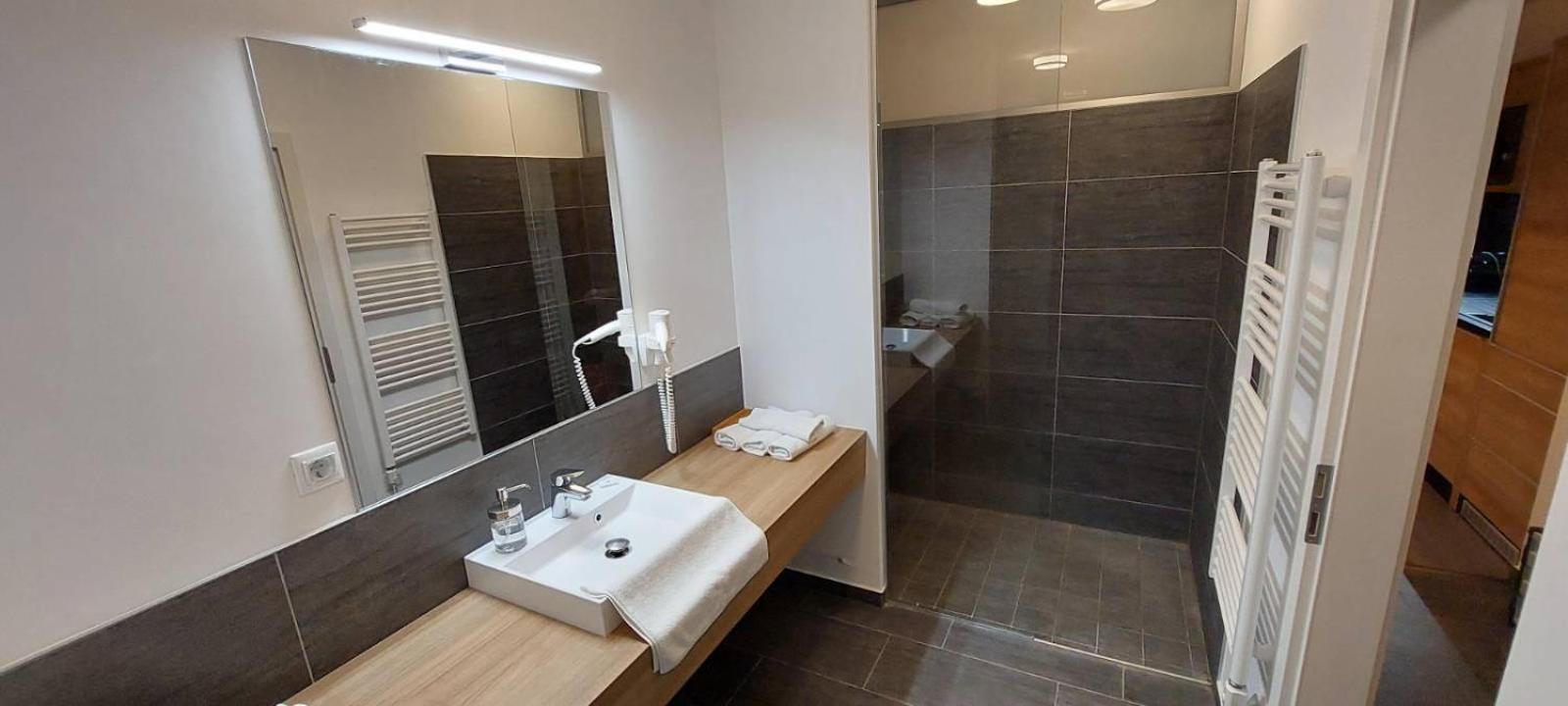 Luxus Appartement Am Golfplatz Und Therme Lutzmannsburg Zsira Exteriér fotografie