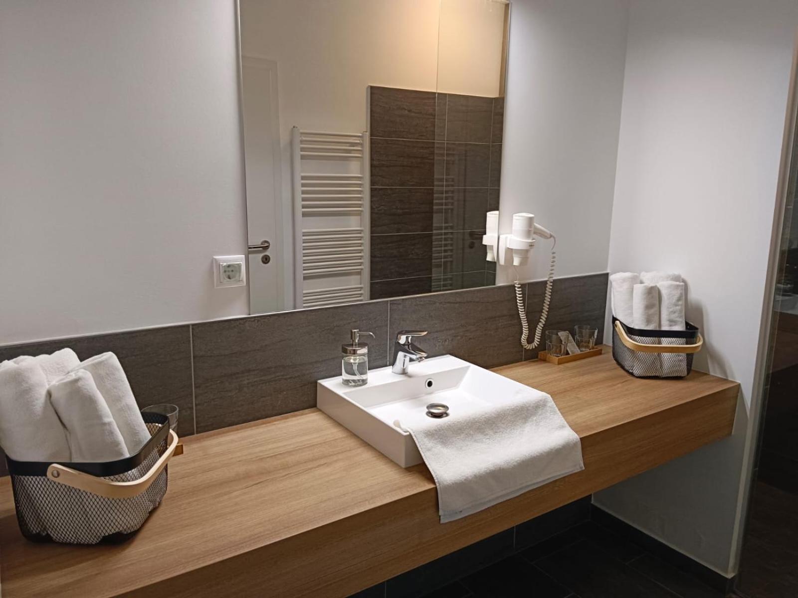 Luxus Appartement Am Golfplatz Und Therme Lutzmannsburg Zsira Exteriér fotografie